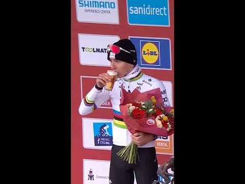 Let's hope Tadej Pogacar enjoys his birthday as much as he enjoyed this podium beer! 😉🍺