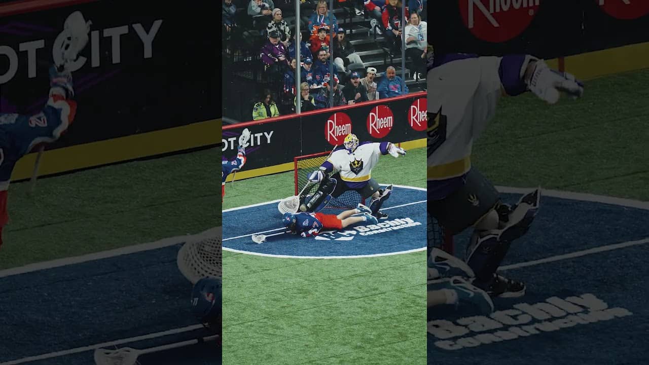 A BACK-AND-FORTH FIRST HALF IN GAME OF THE SEMIFINALS