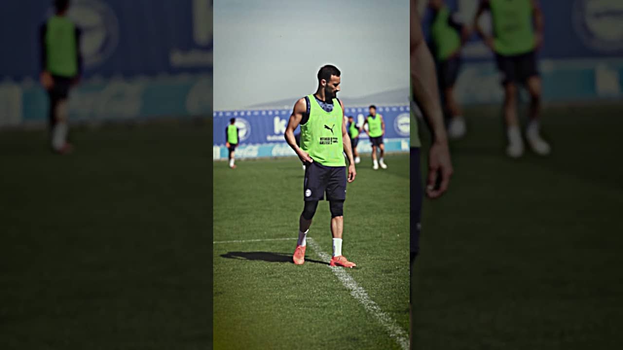 El Glorioso ya está en frecuencia. #goazenglorioso #laligaretro #realsociedadalavés #laligaeasports