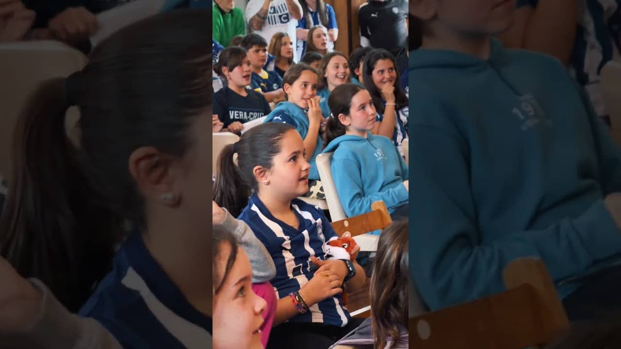 Denis Suárez y Merche Izal, de visita en el colegio Vera-Cruz.