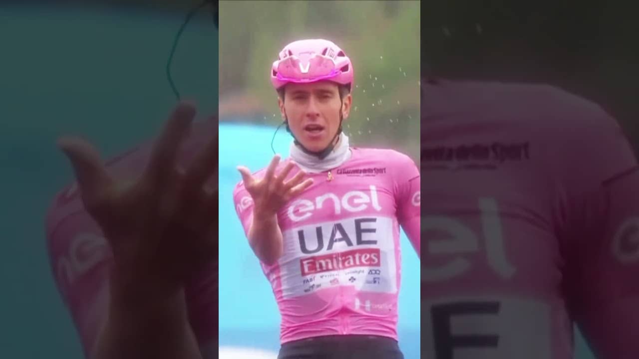 1, 2, 3, 4, 5 ✋ Two years ago today, Tadej Pogacar dropped a Giro masterclass on us all 🤩🩷