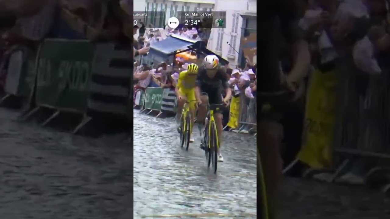 When Wout van Aert made THAT stunning move on Montmartre ✨