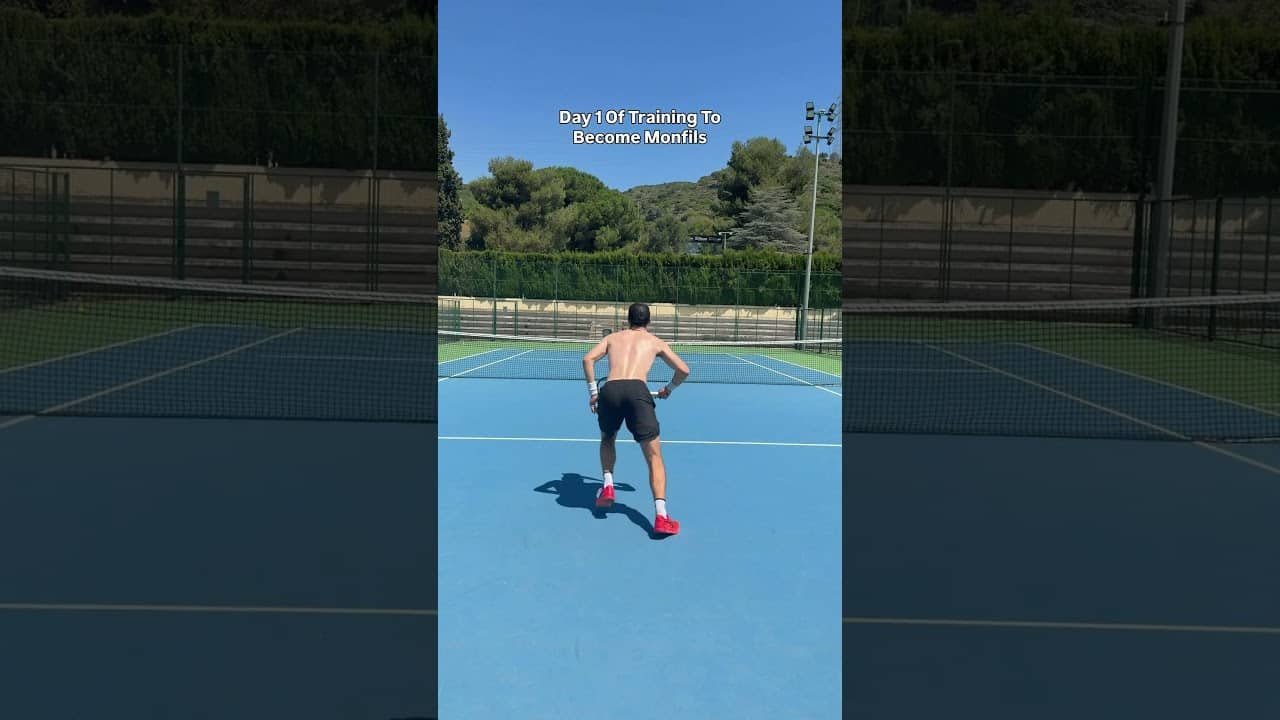 Trickshotting like Monfils 🤯🤝