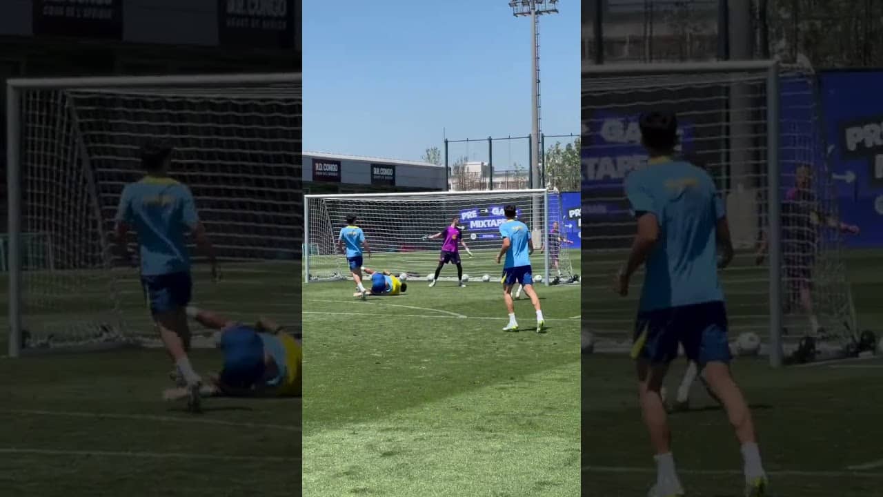 João was this close 🤏 #shorts #fcbarcelona #cancelo