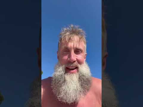 From one Sharks record holder to the next. 🤝 #hockey #nhl #joethornton #macklincelebrini