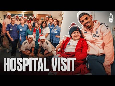 Nottingham Forest Squad Surprise Children In Hospital 🎄❤️