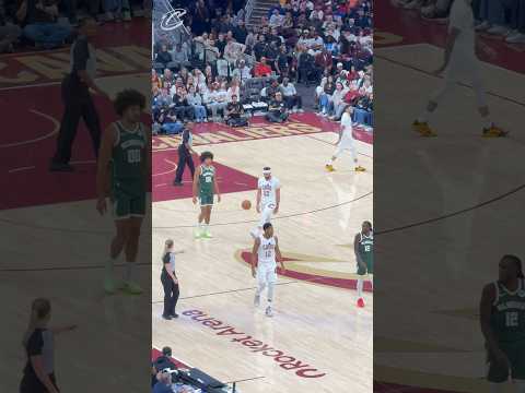 ⚽️ Some might call him a LEEDer. #nba #cavs #sports #soccer #futbol #larrynance