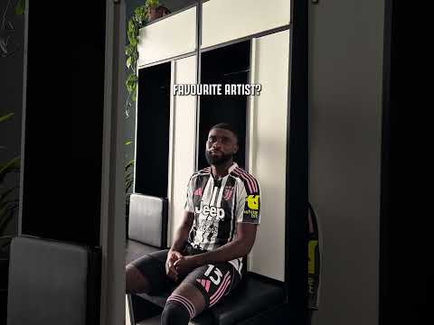 Getting to know our new guy, Jeremie Boga! 🤍🖤 #juventus #shorts #football