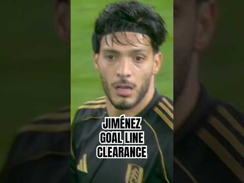 Goal line clearance from Raúl. 🧱