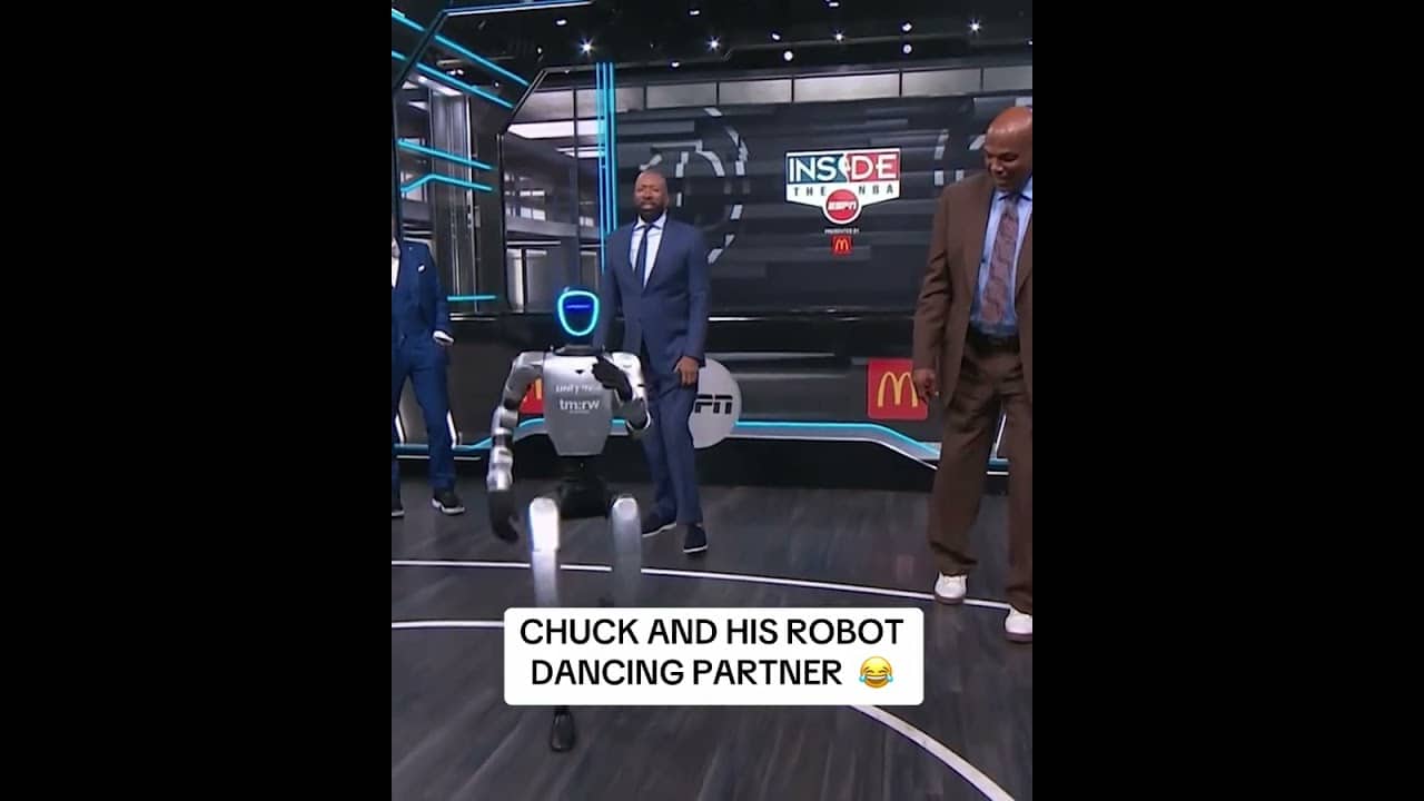 Who knew Charles Barkley had the moves? 🕺