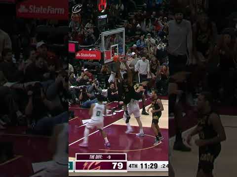 Pick, pass, SLAM. #cavs #nba #basketball #clevelandcavaliers #thomasbryant