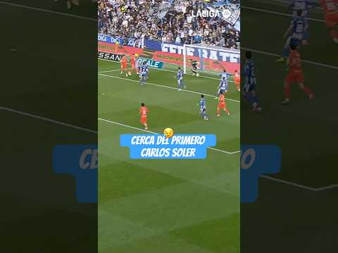 😪 Cabezazo de Carlos Soler y el meta evita el tanto txuri urdin. #LaLigaHighlights