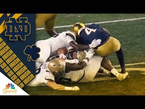 Notre Dame’s Jeremiyah Love somehow stays up on INCREDIBLE touchdown run vs. Navy | NBC Sports