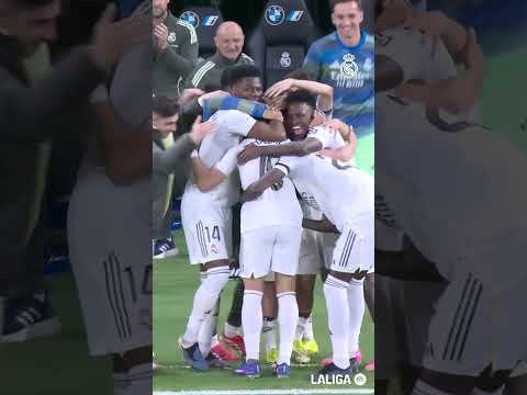 🤯 WHAT A GOAL #RealMadrid #ArdaGuler #LaLigaHighlights