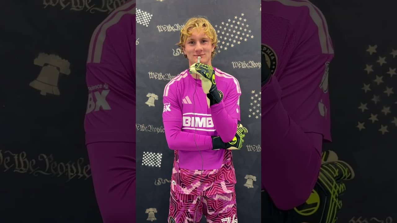 Get to know @ussoccer training goalkeeper Andrew Rick 🤣