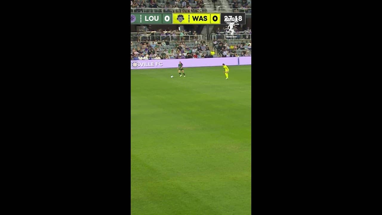 Kayla Fischer scores against the Washington Spirit!