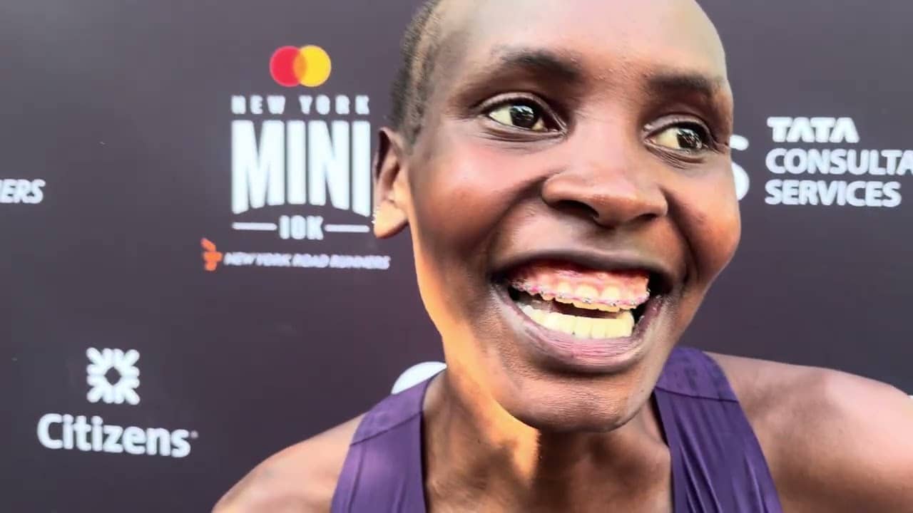 Agnes Ngetich frontruns course record (30:07) at NYRR Mini 10K in the heat, says it never felt hard