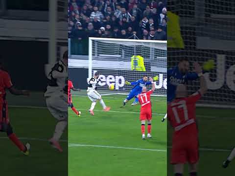 One-two and Pipita does the rest 🔥 | #juventusudinese #coppaitaliafrecciarossa #higuain #dybala