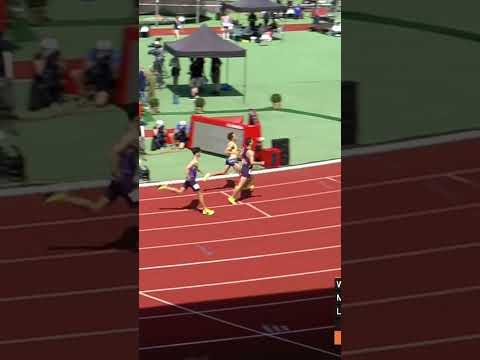 WHAT A FINISH 🔥 Prakel outsprints Le Grix to win the men's 1500m at the FBK Games