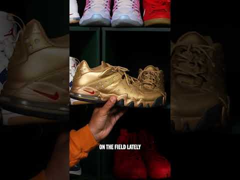 Jon Jay has HOW many sneakers?! #stlcardinals
