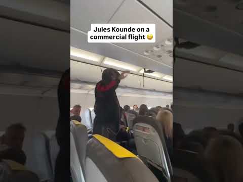 When Jules Kounde arrived for the Champions League semifinal in Milan 😅 (via @leartbucaliu/TT)