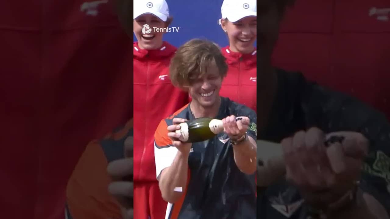 Champagne Battle After 2025 Hamburg Final 🤣🍾