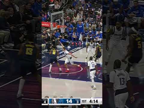 Jarace Walker Drops a Behind-the-Back DIME to Tony Bradley 😮‍💨