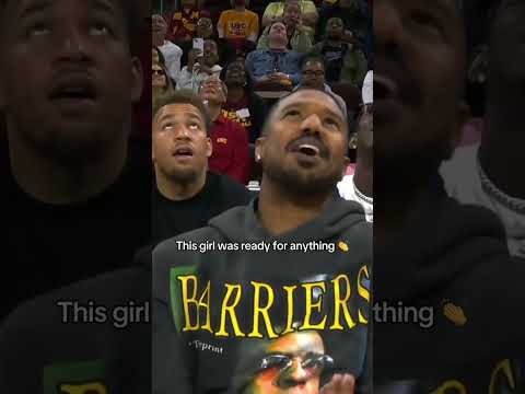 Never know what you’re gonna get at a USC basketball game 😅 (via @uscwomensbasketball/TT)