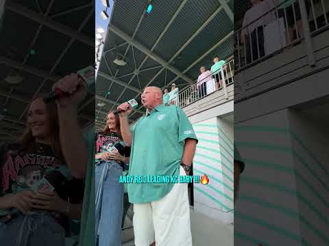 Big Teal reppin' 🗣️ #nwsl #soccer #andyreid #kansascity #nfl