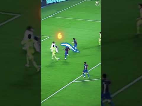 📅 OTD in 2007… Messi 🤯 #shorts #fcbarcelona #football