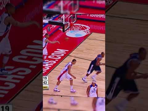 LeBron faked out 3 defenders at the same time 😮‍💨  #AmeriCup