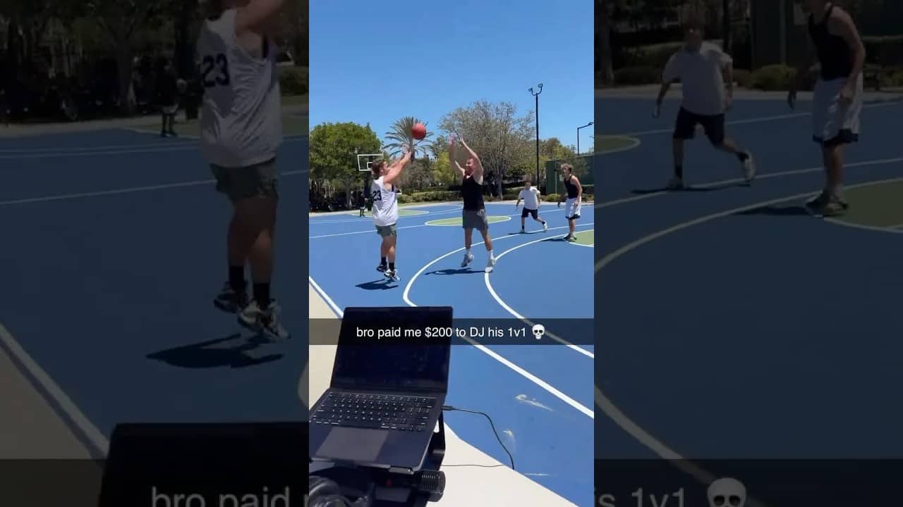 DJing a 1v1 is hilarious 😂😭