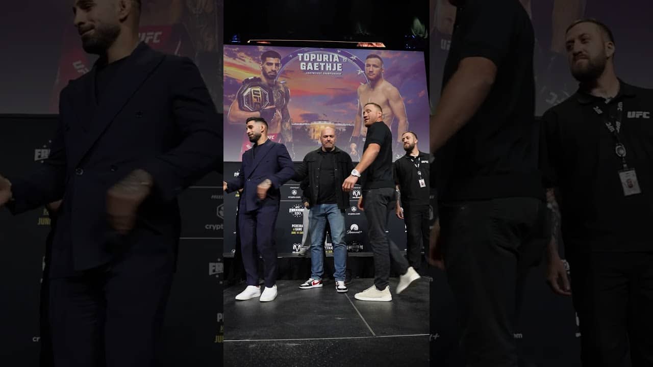 who's winning this??? #ufcwhitehouse