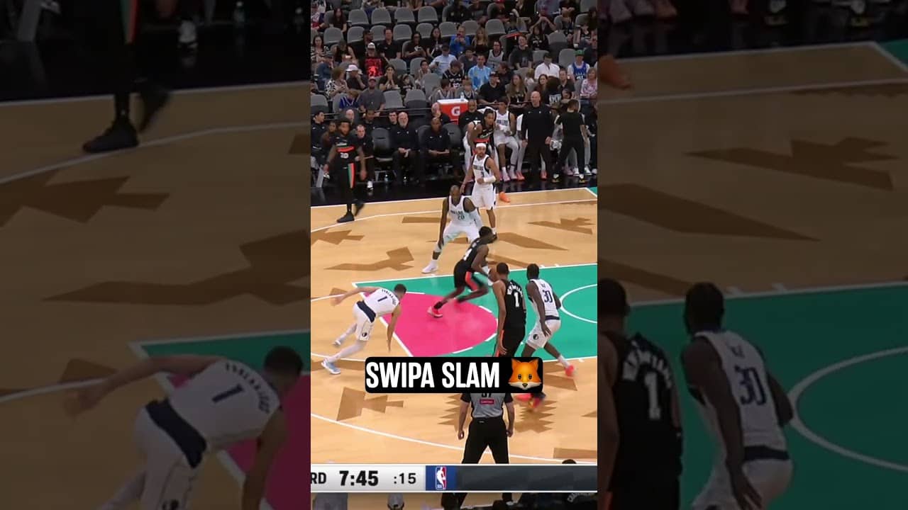 FOX FLYING IN 🦊  #spurs #nba #deaaronfox