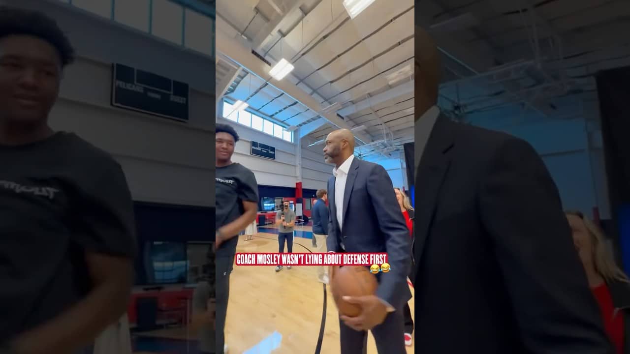 Jamahl Mosley said defense first 🤣 #pelicans #nba #shorts