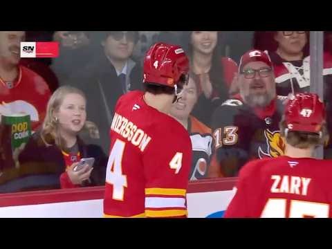 Rasmus Andersson Stares Down Fans