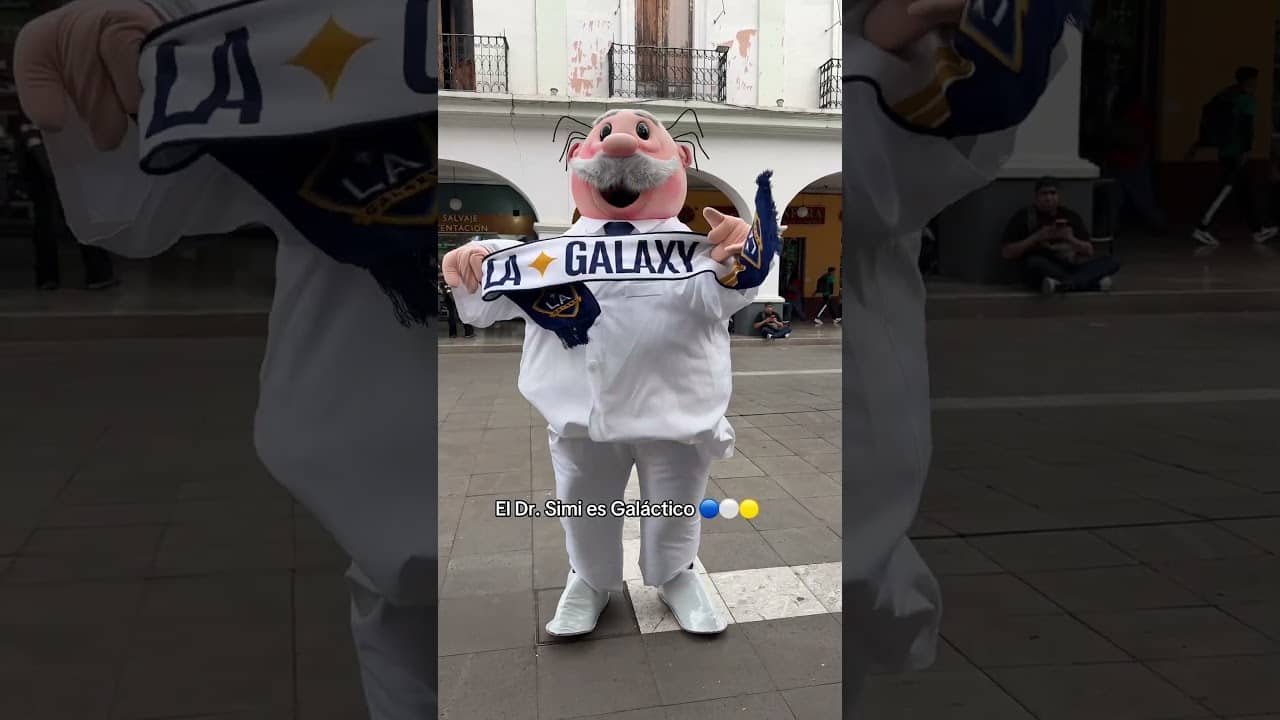Dr. Simi is a G! 🔵⚪️🟡 #lagalaxy #mls
