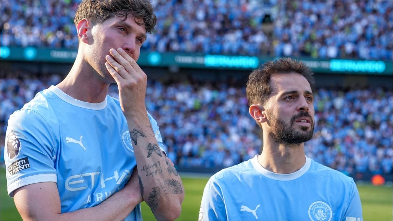 Thank You Stones & Silva | John and Bernardo watch farewell messages after final Man City game.