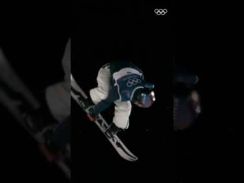 Kira Kimura reaching new heights to secure Olympic gold at #MilanoCortina2026! 🏂🥇