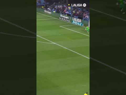 Cheeky shot by Borja Iglesias #LALIGAHighlights