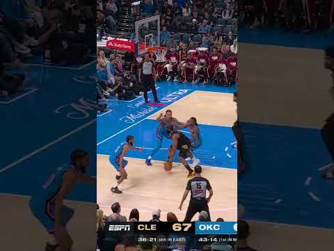 💥 We like our sandwiches with just bread and JAM. #cavs #nba #jarrettallen #cleveland #basketball