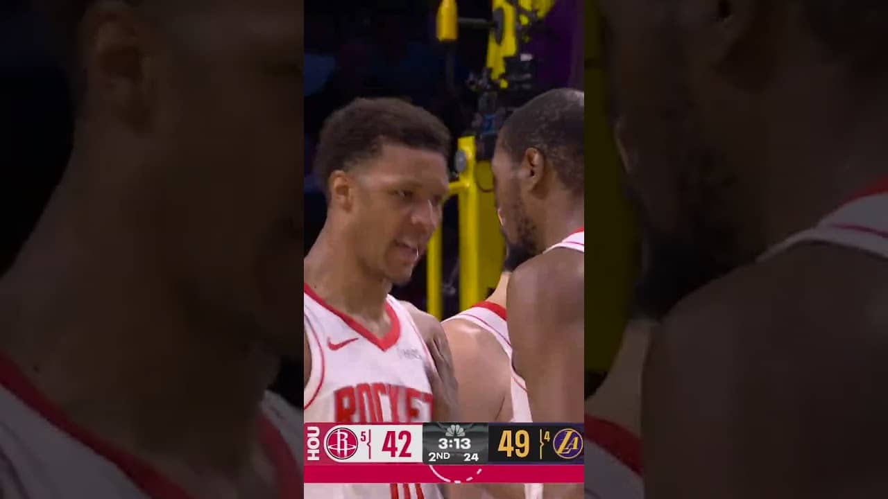 AND-ONE for the Reaper 😤 his 5,000th playoff points 👏 #rockets