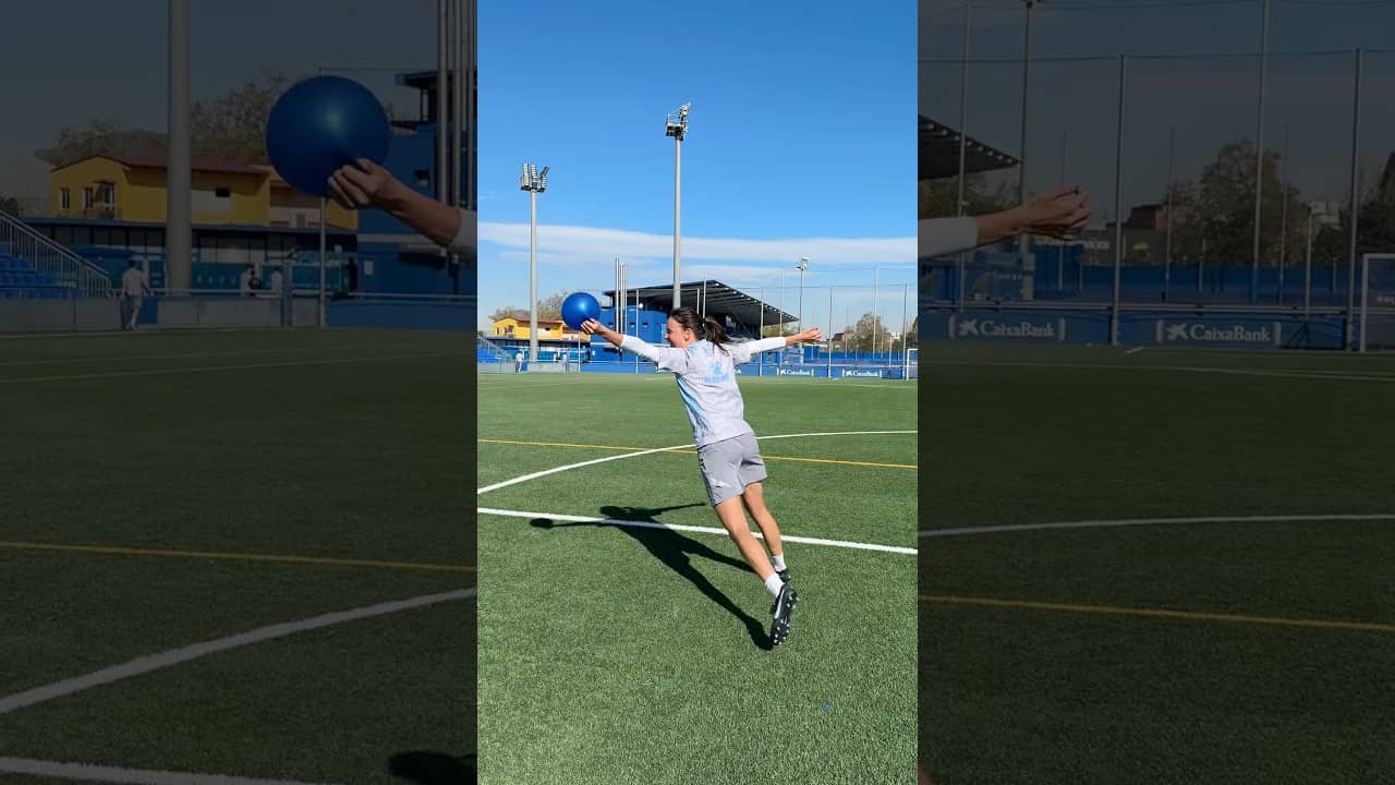 Catch the balloon challenge 🎈#RCDEFem #LigaF #shortsviral