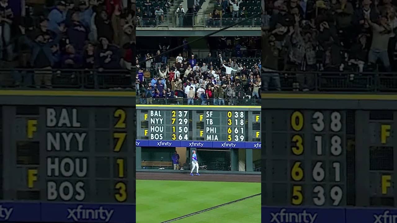 Michael Harris II was feeling ELECTRIC after that homer ⚡