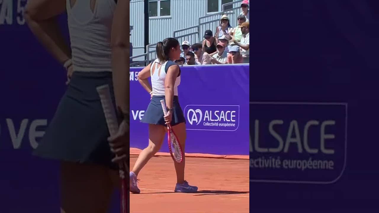 Bringing the heat 😎Emma Navarro is off to a strong start in the Strasbourg final against Mboko!#IS26