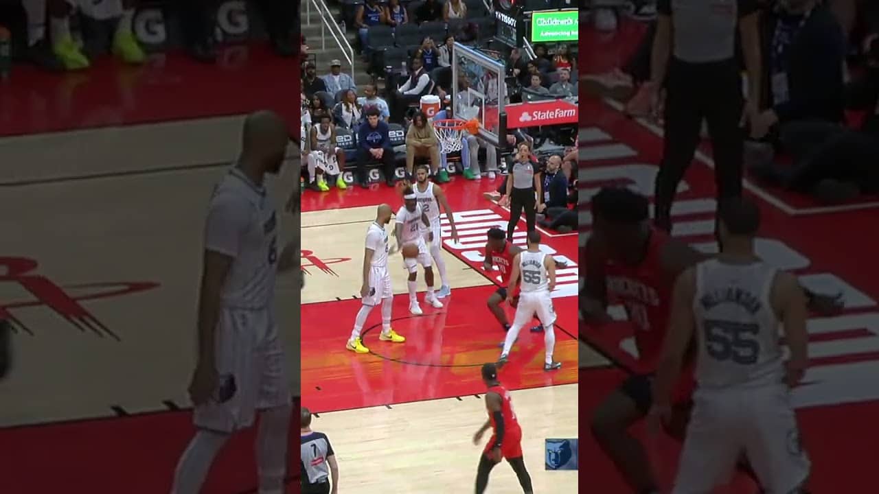 CC alley OOP! 💥 #rockets