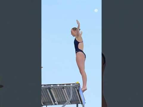Molly Carlson's Dive At World Aquatics Championships #MollyCarlson #dive #diving #diver