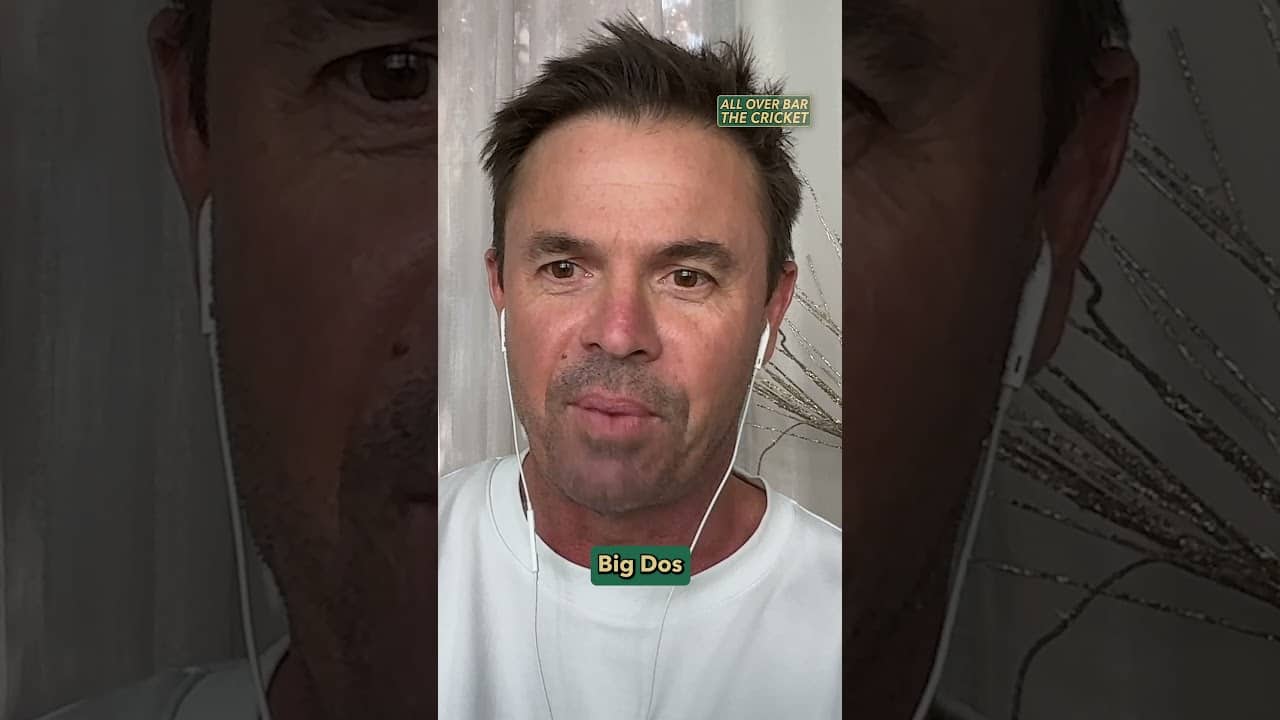 ￼ Matthew Hayden debuts his new hair