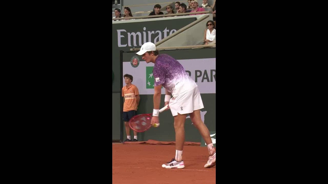 Break, Djokovic ❗️  #shorts