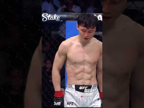 Dooho throwing HAYMAKERS 👊 #ufcvegas117